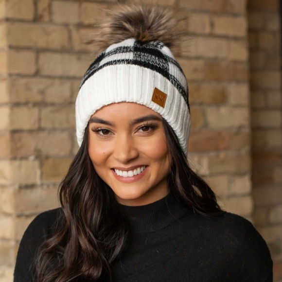 SOLD OUT Buffalo Check Plaid Fleece Lined Winter Beanie - Picture 3 of 4